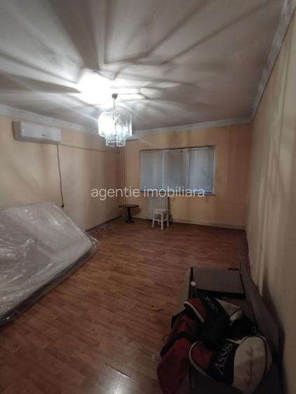 Garsoniera decomandata cu centrala gaze. - 5