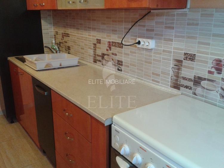 Apartament 3 camere în zona STRAZII BUCURESTI - 11