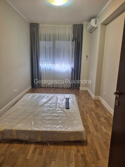 3 camere .decomandat,renovat 2025, Sisesti,metrou - 30