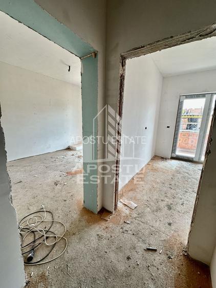 Apartament cu 2 camere, etaj 2, bucatarie semideschisa, Giroc - 4