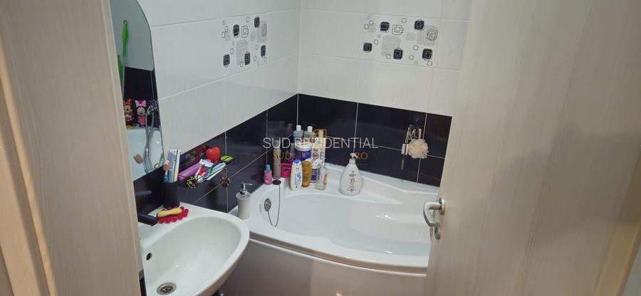 Disponibil imediat! Apartament cu 2 camere, acce metrou Berceni - 10