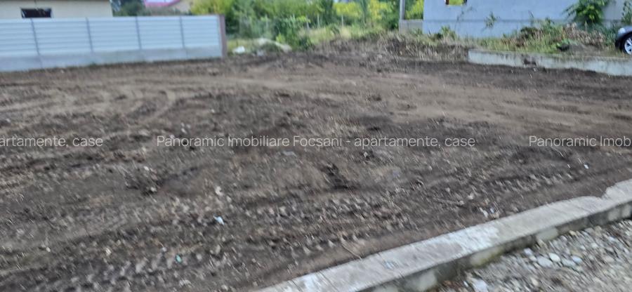 Teren de vanzare 700 mp central Odobesti - 14