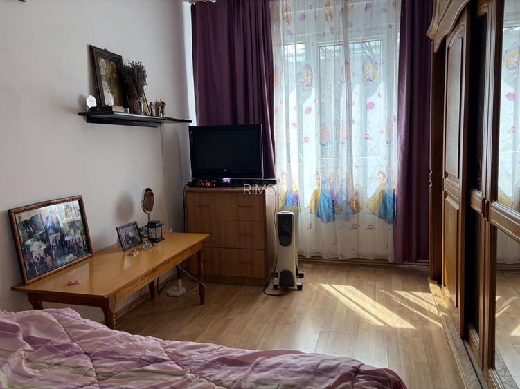 Apartament spatios cu trei camere, Piata Straduintei, 115.000€ - 11