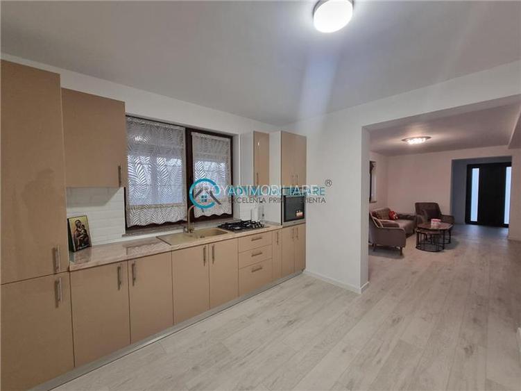 Royal Imobiliare - Vanzare Vila zona Paulesti - 5