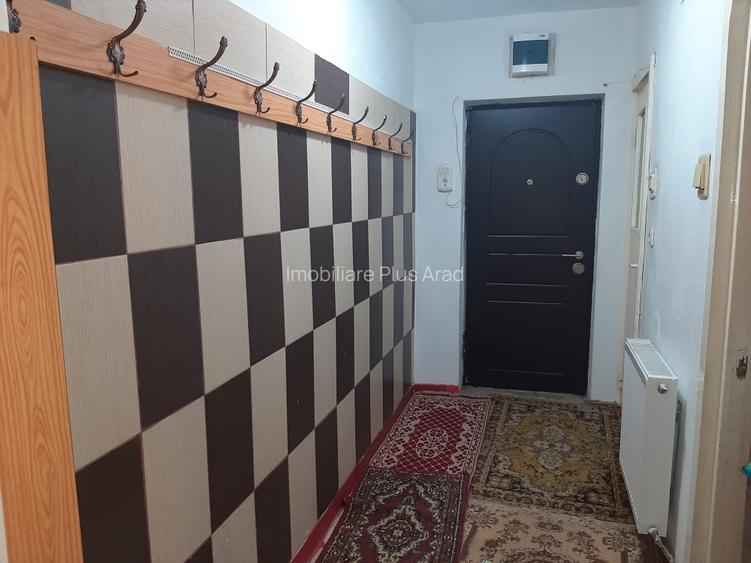 Vanzare Apartament 4 camere zona centrala Tudor Vladimirescu - 4
