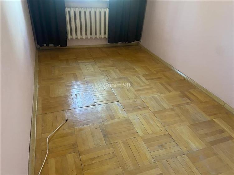 Apartament 4 camere , zona cartier Sud , et 1 , 60 mp , liber - 6