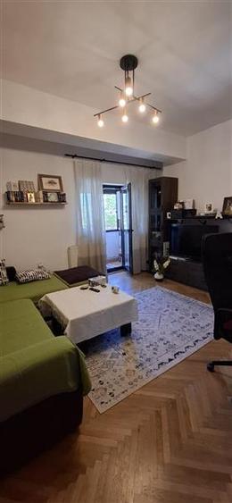Apartament 3 camere mobilat, centrala termica , gata de mutat!
