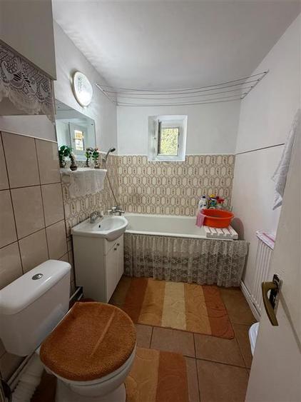 Apartament 2 camere decomandat, parter inalt- Nicolina