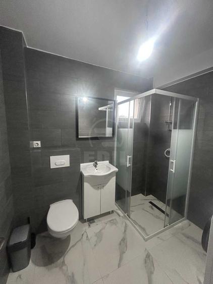 Inchiriere Apartament 3 camere semidecomandat, 50 mp, Tineretului