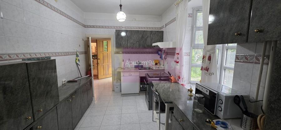 Vila de vanzare cu 6 camere si teren de 5116 mp in Cornu, Prahova - 16