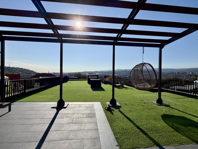 Penthouse în Grigorescu 125 mp utili, 214 mp terase, 2 parcări subterane