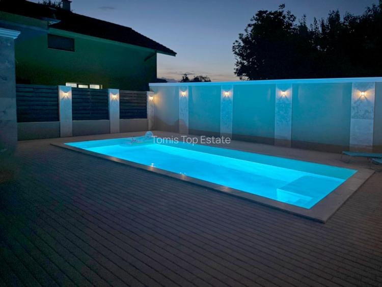 Casa deosebita 4 camere, cu piscina si crama - 9