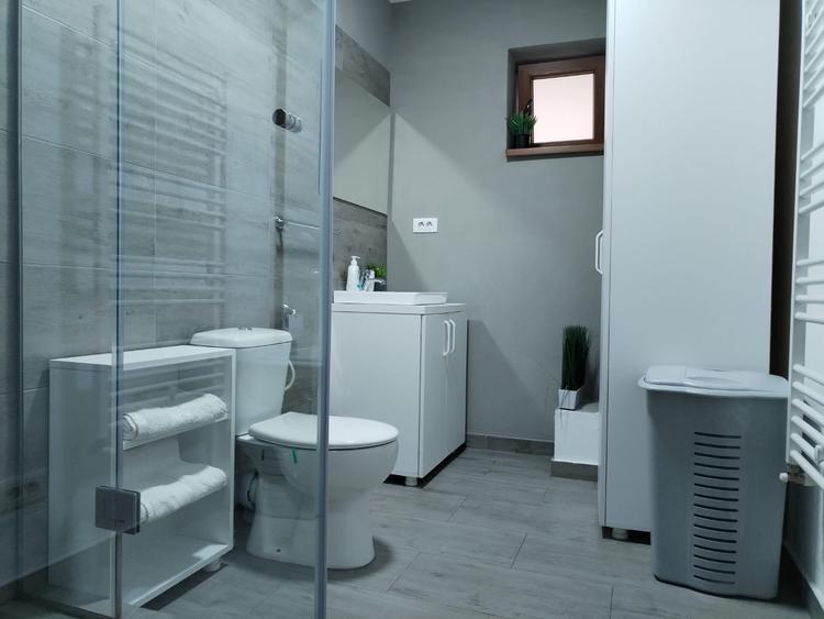 Apartament Studio cu curte proprie - Central