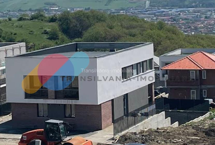 Duplex 4 camere, 160 mp utili, curte și 2 parcări - Iris - 10