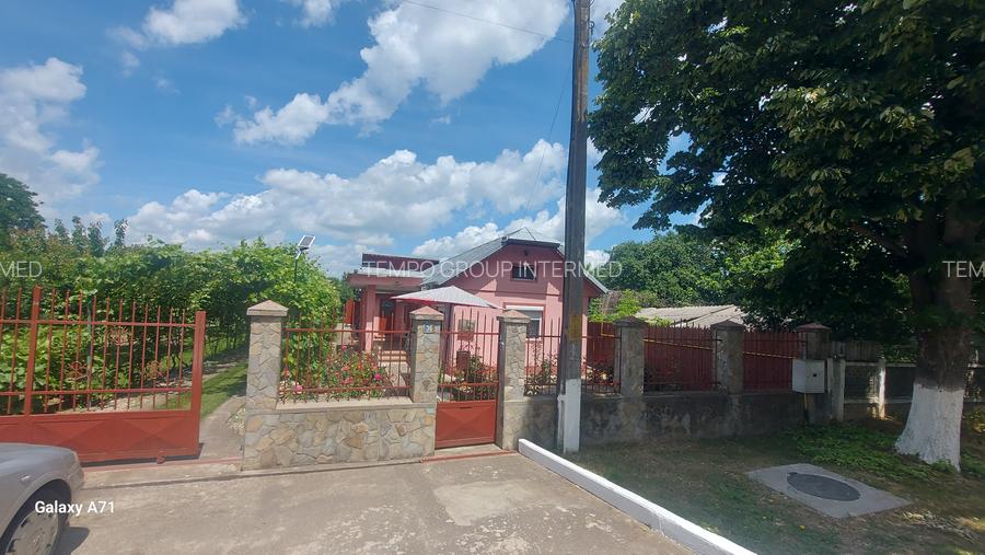 Snagov- Gruiu- Santul Floresti -Proprietate cu stil pentru oameni gospodari! - 2
