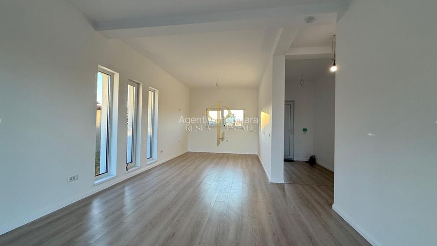 Comision 0% Duplex 4 camere | 108 mp utili, teren 375 mp Săcălaz - 3