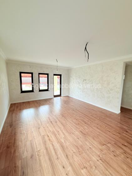 Casa noua zona Dobosari - 5