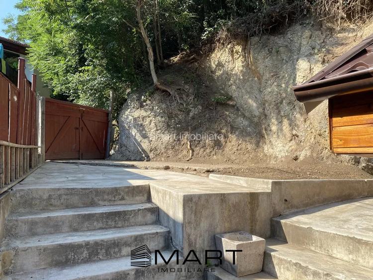 Casă istorică în Șchei, la 5 minute de Piața Sfatului — cu curte și parcare - 2