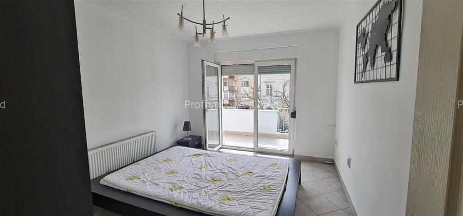 Ap. 2 camere, Bulevardul Revolutiei-Ziridava,  cu balcon mare - 8