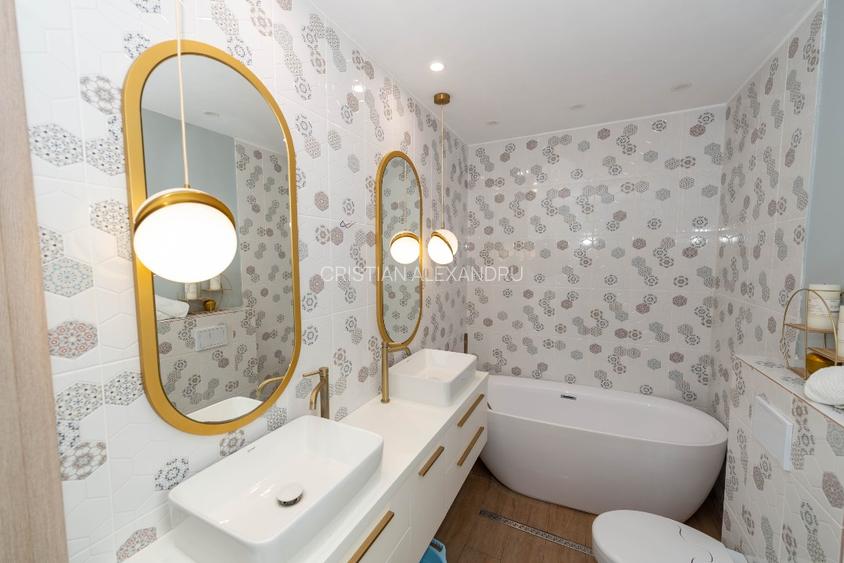 Vila Tunari  la cheie si garaj cu spatii de depozitare  - 10