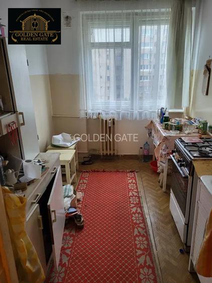 Drumul Taberei Romancierilor - 2 Camere 50mp Balcon Necesita Renovare - 4