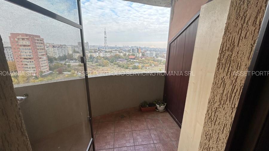 Apartament 3 camere S4 str Savinesti - 19