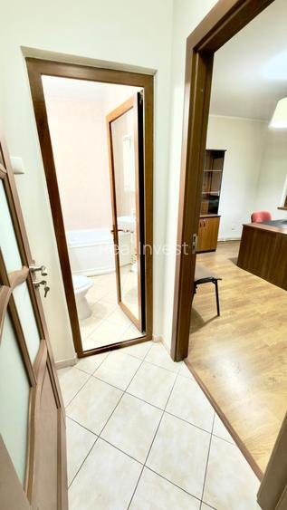 Apartament 2 camere de inchiriat ptr birouri/cabinete in Tiglina 2 - 9