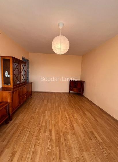 APARTAMENT 3 CAMERE, BLOC IZOLAT TERMIC, CENTRALA PROPRIE, 2 BAI - 3