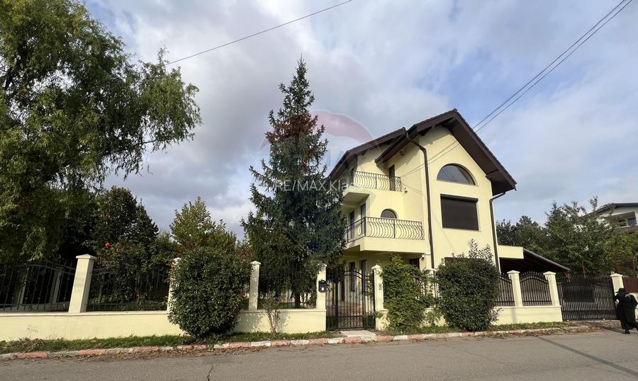 Casă / Vilă cu 5 camere de închiriat în zona Pipera - 3