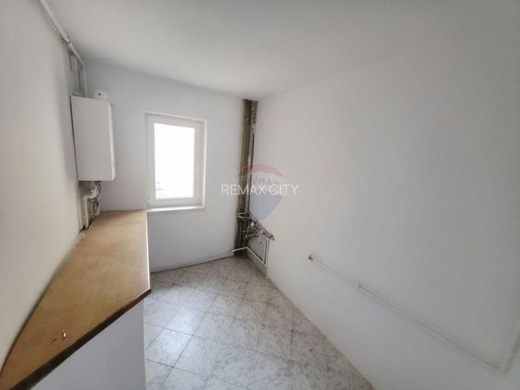 Apartament cu 3 camere de vânzare în zona Maratei - 15