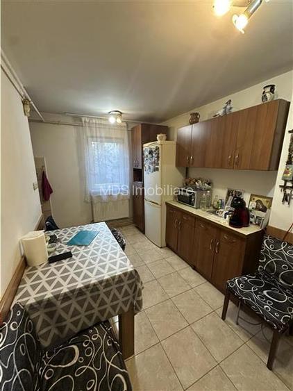 Etaj 2 cu 2 bai, mobilat si utilat - 9