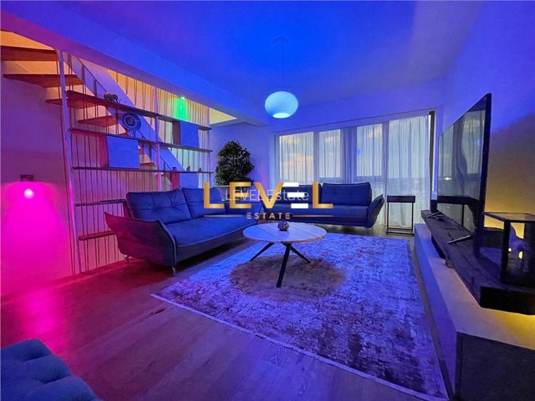 [VIDEO] Triplex Penthouse | 50 SQM Terrace | 2 Parking Spaces | Philips HUE - 6