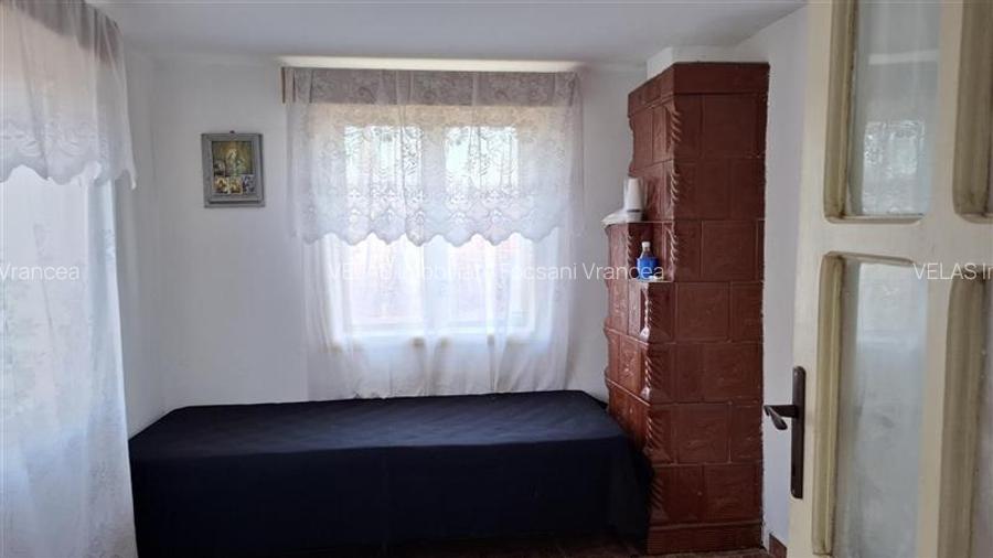 Casa com.Maicanesti, cu 3118 mp teren intravilan - 8