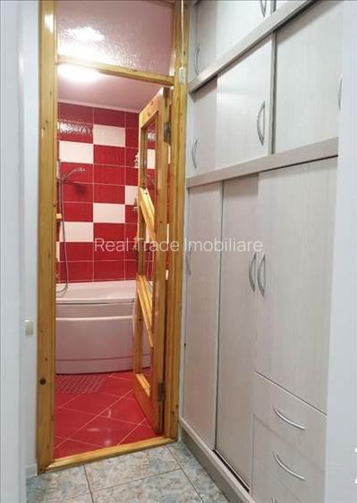 Apartament 4 camere decomandat Tractorul - 6