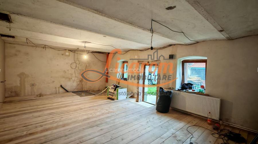 CASA SASEASCA comuna VULCAN,zona foarte buna,teren 3000 mp - 14