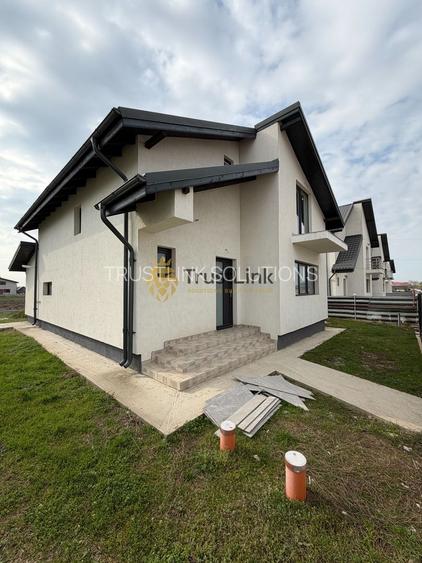 Casa de vanzare 4 camere Finalizata 380mp curte comuna Berceni - 3