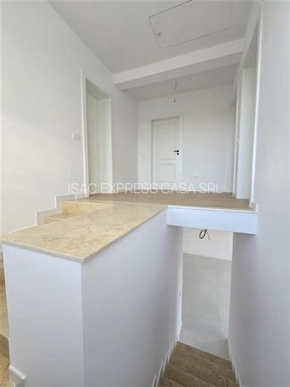 Casa de vanzare! 4 camere, 2 bai, 650 mp teren, statie RATP. Iesire Letcani - 8