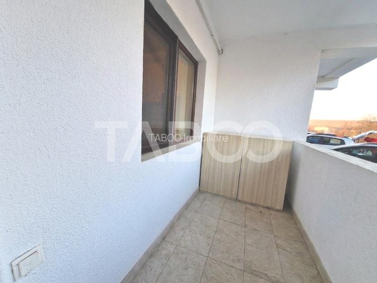 Apartament decomandat 3 camere 66 mp si loc de parcare Cisnadie - 11