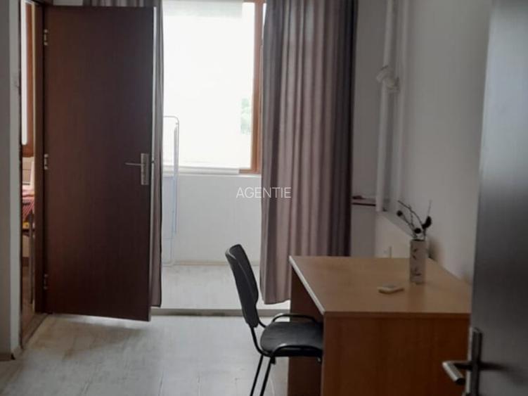 Titan metrou-stradal-vedere parc - 4