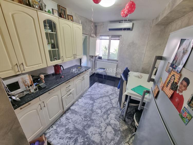 Apartament 4 camere zona Inel 1 - 6