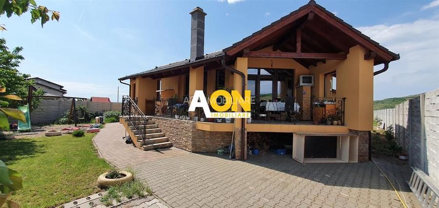 Casa parter+demisol, 1200 mp teren, pretabila pt 2 familii, Sard - 4