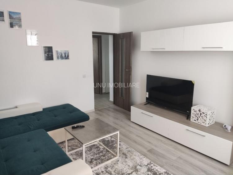 Apartament 2 camere decomandat - loc de parcare - etaj 1 - 5