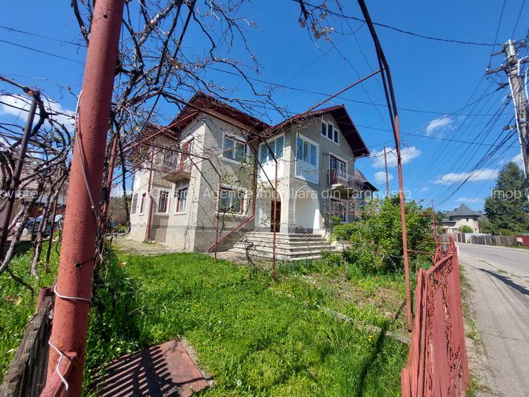 Pucioasa Dambovita,  zona centrala, vanzare casa si teren - 4