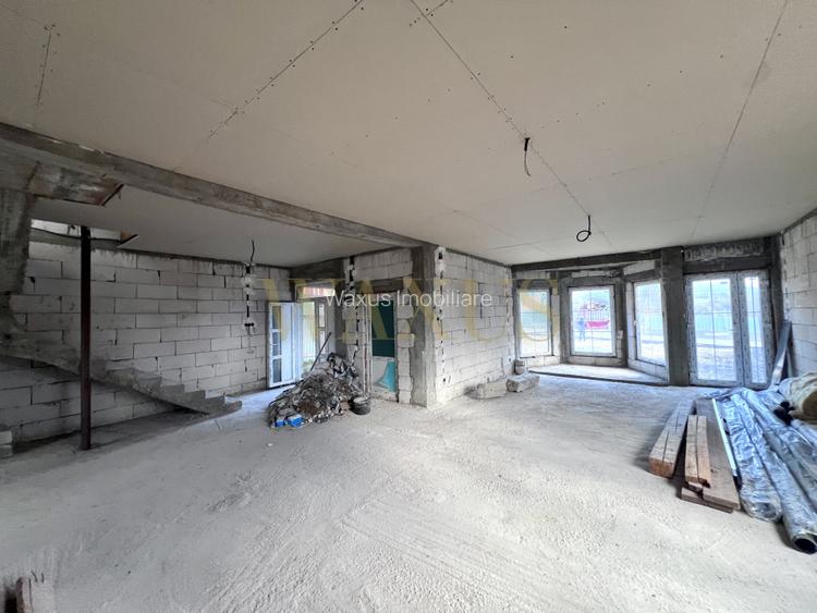 Vila de Vanzare in Iara / Zona Baisoara / 300 mp util /600 Mp teren  - 2