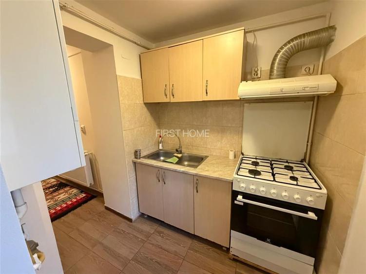 Apartament 2 camere, parter, 46mp , zona Sud - Scoala 1 - - 7