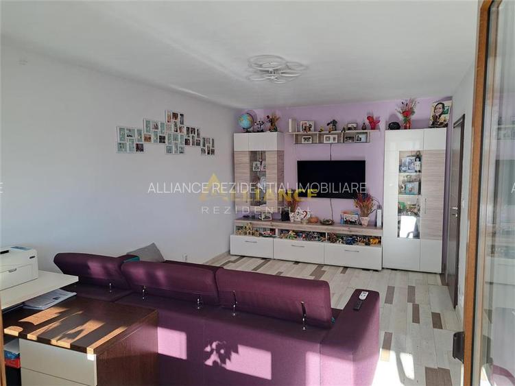 Apartament 3 camere de vanzare - Soseaua Oltenitei Sector 4 - 2