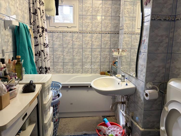 Apartament spatios cu trei camere, Piata Straduintei, 115.000€ - 17