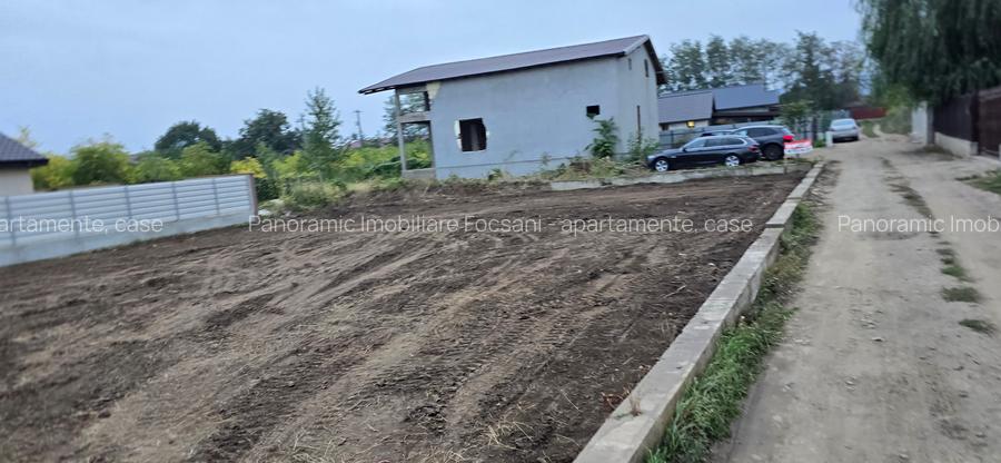 Teren de vanzare 700 mp central Odobesti - 34