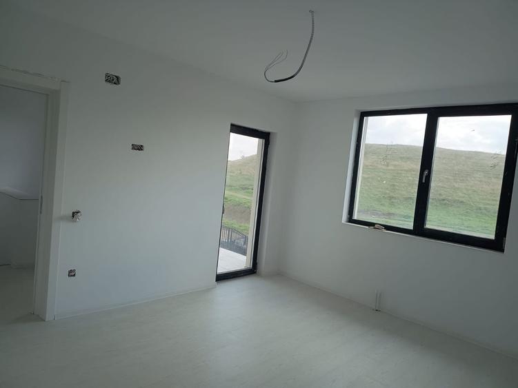 Valul lui Traian casa P+1 BCA 315 mp teren