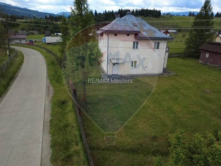 Casă DE VÂNZARE Șarul Dornei 1075 mp Teren - 26